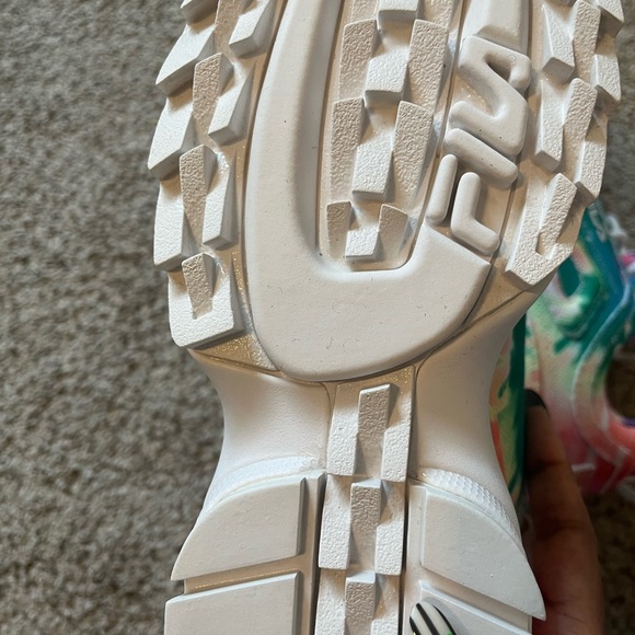 NWOT FILA Women’s Disruptor II Tie Dye Platform Sneakers U.S. Size 8.5 - Picture 9 of 12